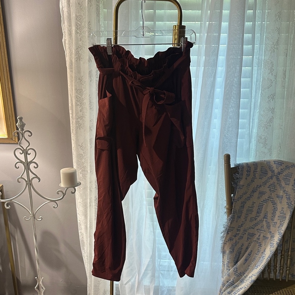 Athleta Burnt Orange Cargo Tie-Waist Pants